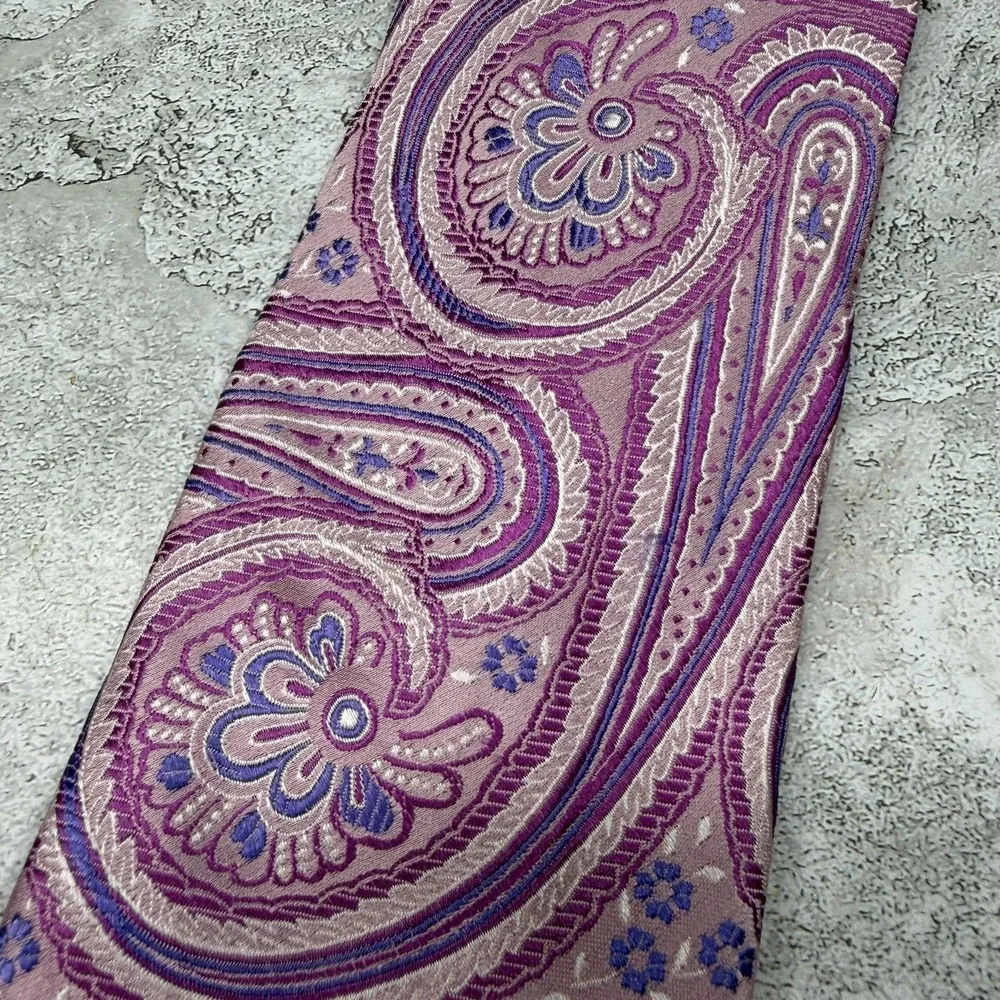 Beau Brummel‎ Silk Tie Mens One Size Pink Paisley Pointed Embroidered Necktie